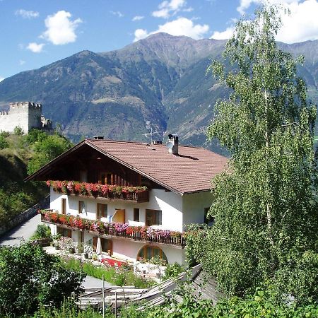 Schlosshof Zu Montani Morter Экстерьер фото
